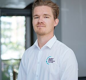 Lutz-Heiner Auf dem Foto sieht man, Lutz-Heiner Otto, Ansprechpartner der AWE in Namibia. 