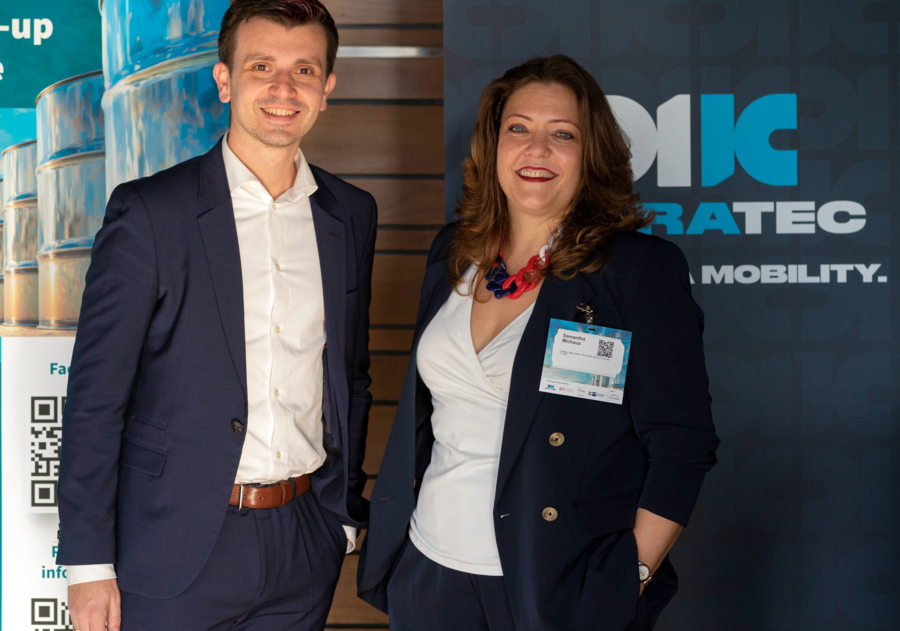 Auf dem Foto sieht man: Philipp Engelkamp, Geschäftsführer von INERATEC, und Samantha Michaux, Business Developerin bei INERATEC